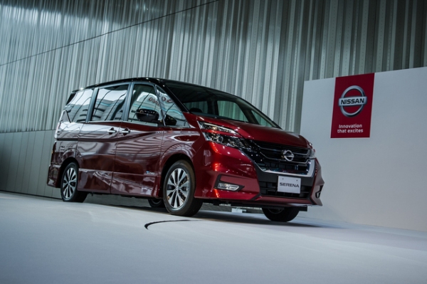 日産自動車が公開した新型「セレナ」。（写真提供：日産自動車）