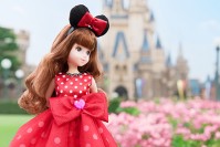 東京ディズニーリゾート初の「ファッションドール」ミニーやデイジー、アリスをモチーフにした洋服