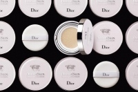 ディオール（Dior）より、新感覚エイジングケア「カプチュール トータル ドリームスキン クッション」が登場