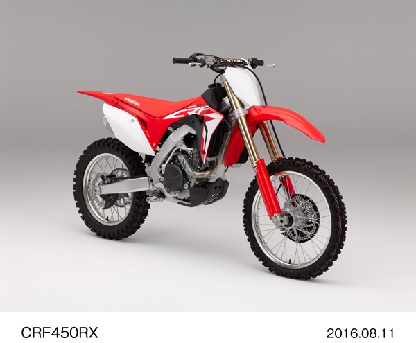 フルモデルチェンジしたモトクロス競技専用車「CRF450R」をベースに新開発したエンデューロモデル「CRF450RX」。 （写真提供：ホンダ）