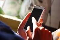 サイバネットシステムは、エルバホールディングスと共同開発した次世代AR搭載型アプリを活用して「危機災害情報AR カード事業」を展開していくことを発表した。「危機災害情報AR カード」では、アプリを搭載したスマートフォンをかざすことで、災害に関するさまざまな情報を入手できる。