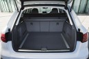 アウディジャパンがフルモデルチェンジして発売するプレミアムクロスオーバー「Audi A4 allroad Quattro」（アウディ ジャパンの発表資料より）