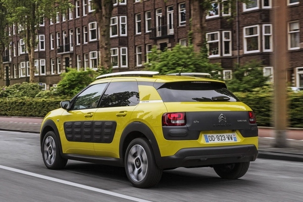 プジョー・シトロエン・ジャポンが初回限定200台で発売した、シトロエンのクロスオーバーモデル「C4 CACTUS」（写真提供：プジョー・シトロエン・ジャポン）