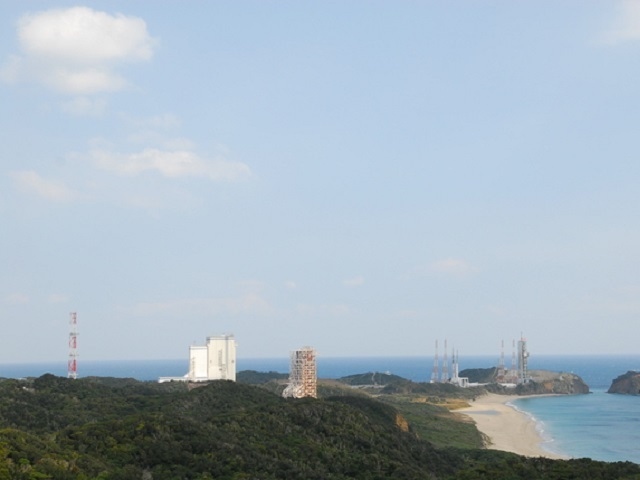 航空宇宙研究機構(JAXA)・宇宙科学研究所(ISAS)は15日、世界最小のロケット「SS520」を鹿児島県肝付町の内之浦宇宙空間観測所から打ち上げた。20秒後にデータ受信が途絶え失敗に終わったが、今後の更なる開発に期待したい。