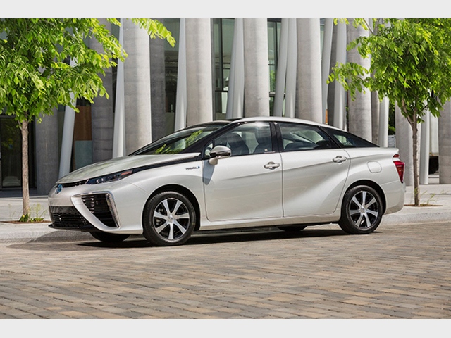 カナダのトヨタ販売事業体Toyota Canada Inc.が、3台の燃料電池車「MIRAI」を試験導入し、FCVへの理解促進活動に使う