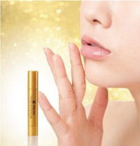 ストリーム＜３０７１＞（東マ）の子会社エックスワンが、２月１日付けで、好評の幹細胞コスメ「ＸＬＵＸＥＳ(エックスリュークス)」シリーズから