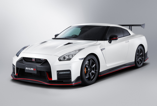 NISSAN GT-R NISMO N Attack Package