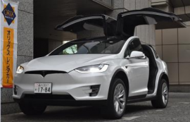 テスラ「Model X 90D」。（画像:オリックス自動車発表資料より）