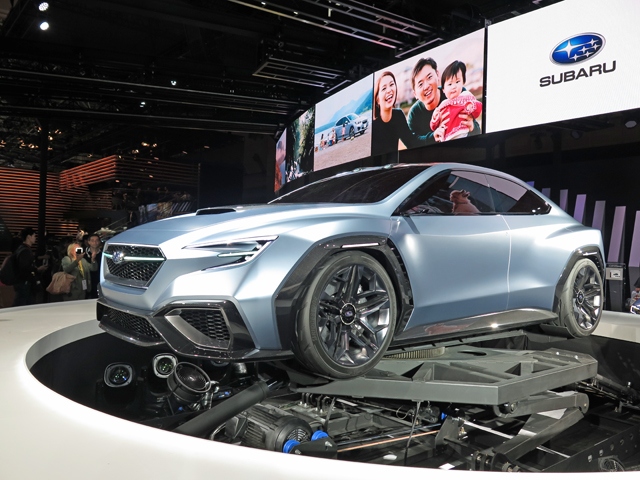 国内投入4ドアセダンモデルを意識したコンセプトカーSUBARU「VIZIV PERFORMANCE CONCEPT」