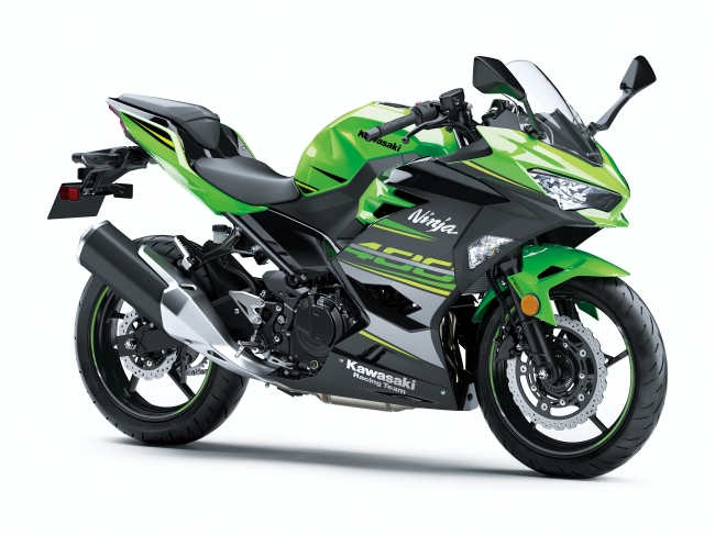 Ninja 400 KRT Edition（ライムグリーン×エボニー）。（画像：カワサキモータースジャパン発表資料より）