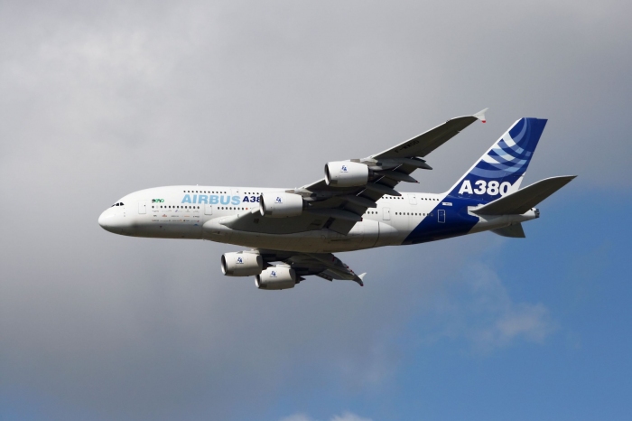 エアバスA380。(c) 123rf