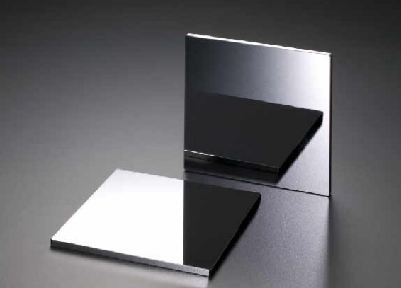 EUVマスクブランクス（写真：旭硝子の発表資料より）