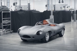 D-TYPE1956年型ロングノーズ。 （画像：ジャガージャパン発表資料より）