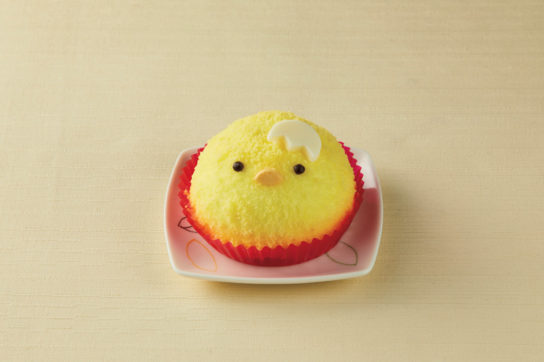 「チーズ&ストロベリー　ことりのムースケーキ」（写真：セブンイレブンの発表資料）