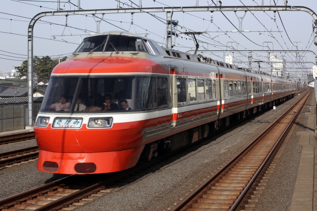 特急ロマンスカー・LSE（7000形）