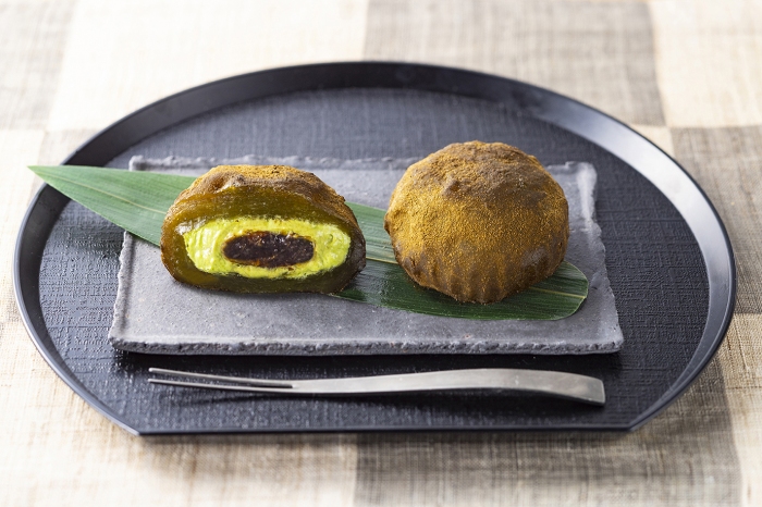 「ふわっとろわらび　宇治抹茶＆ほうじ茶（写真：セブンイレブンの発表資料より）