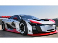 今季、フォーミュラE会場でレーシングタクシーとして走らせた「Audi e-tron Vision Gran Turismo」が、8月4日・5日の両、富士スピードウェイSUPER GT第5戦に登場する