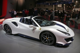 Ferrari 488 Pista Spider。（画像:フェラーリ・ジャパン発表資料より）