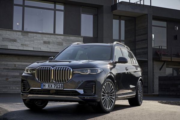 BMW・X7