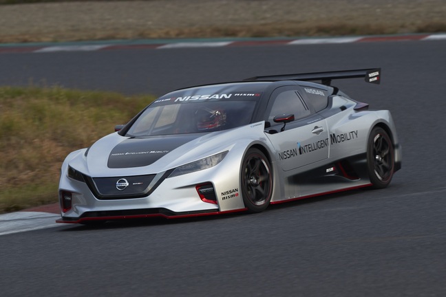 「NISSAN LEAF NISMO RC」