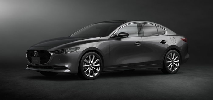 「MAZDA3」セダン（画像: マツダの発表資料より）