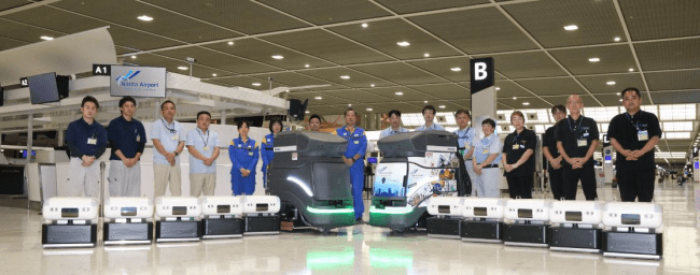 成田空港に導入された「MB-CL02」10台と「ネオ」2台。（画像: 成田国際空港の発表資料より）