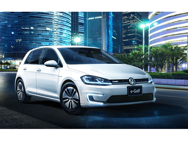 欧州では電気自動車に対する関心の高まりによって、VWは対前年比約8割増となる14万台以上を販売したVW電動車の旗艦「VW_e-Golf」