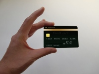 三井住友カードがクレジットカード不正利用被害について調査。