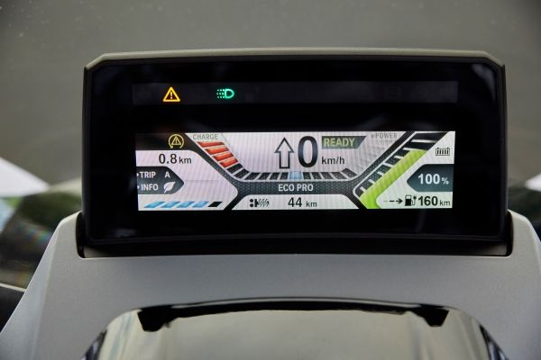 「BMW C evolution」（画像: ビー・エム・ダブリューの発表資料より）