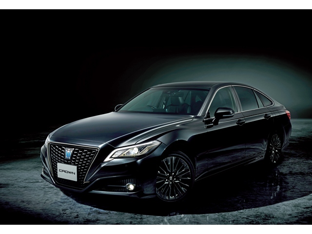 クラウン65周年・特別仕様車 S“Sport Style”(2.5リッター・ハイブリッド・2WD車)528.3万円