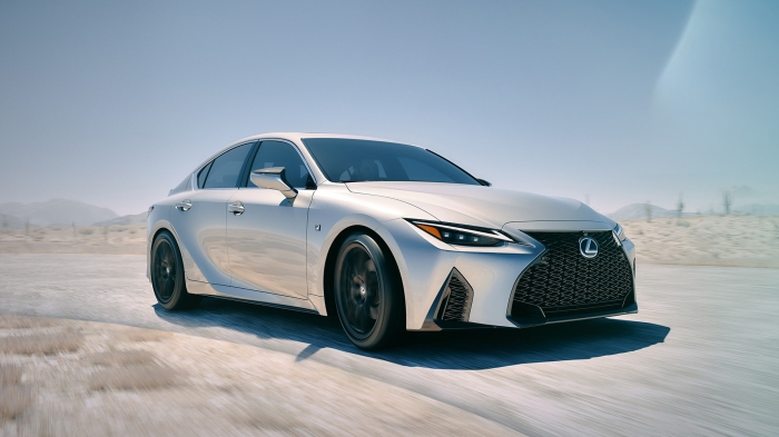 LEXUS IS（画像：トヨタ自動車の発表資料より）