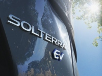 SUBARUが2020年中に世界発売予定のCセグメント相当の純電動SUV「SOLTERRA」のティーザー画像