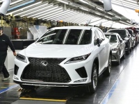 高級ラグジュアリーブランド、レクサスの生産拠点であるトヨタ自動車九州のの宮田工場(福岡県宮若市)も2021年は生産調整に迫られた