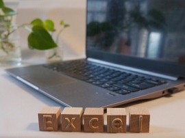 すごい改善が「バックオフィス業務とExcel」に関する調査。Excel関数が得意な人ほど残業時間が長い。一部の「できる人」への依存体質が組織の非効率を招いていると指摘
