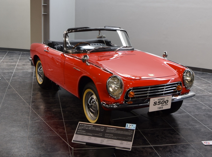 ホンダ信者には感涙ものの精緻なエンジンを搭載して登場したHONDA S500　©sawahajime