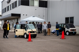 「mibot」に関するユーザー参加型イベントの様子(画像:KGモーターズ発表資料より) 「mibot」に関するユーザー参加型イベントの様子(画像:KGモーターズ発表資料より)