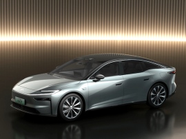 トヨタの中国向け新型車「bZ7」は現地開発モデルとして、広州汽車集団有限公司(GAC)、広汽トヨタ自動車有限会社(GTMC)などと共同で開発したモデル　全長が5mを超えるBEVのフラッグシップセダンだ