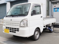 SUZUKIが農家での実際に使用実証のために製作したキャリー・ベースの「BEV軽トラック」　1年間の実証実験に供する