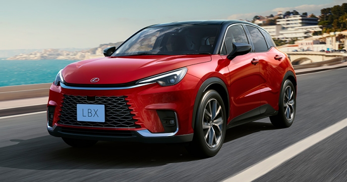 LBX"Active"（写真：レクサス発表資料より）