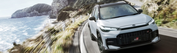 カローラクロスGR SPORT（写真：トヨタ発表資料より）