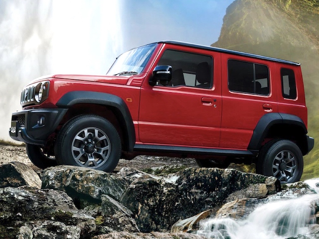 世界販売台数シリーズ累計で350万台を超える軽量クロカン四駆「ジムニー」に加わった5ドア版「ジムニーノマド」　価格は265.1万円から