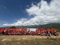 25年以上にわたって植樹活動に力を注いでいる山田養蜂場のような企業もある