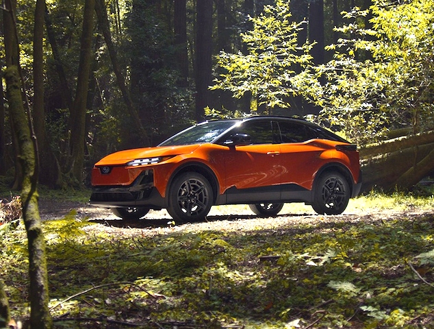 SUBARUグローバルバッテリーEVラインアップの第3弾となる新型「アンチャーテッド」はコンパクトなSUVでFWD車もラインアップする　2026年に米国市場での導入を予定