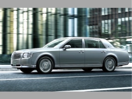 最新の予防安全パッケージ「トヨタセーフティセンス」搭載 同時に最新マルチメディア対応機器を装着した新型センチュリー 最新の予防安全パッケージ「トヨタセーフティセンス」搭載 同時に最新マルチメディア対応機器を装着した新型センチュリー