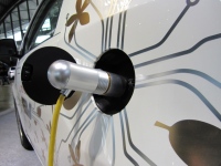 「理論」で挑むNTNの執念。EV・HEVの航続距離を左右する軸受トルク