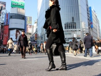 2月に“老け肌”が急加速する理由とは?2026年春、花粉と紫外線から肌を守り抜く「最新ローション」3選