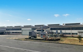 古河電工三重事業所(三重県亀山市)内に解説された光ファイバケーブルの第2工場(画像: 古河電工の発表資料より) 古河電工三重事業所(三重県亀山市)内に解説された光ファイバケーブルの第2工場(画像: 古河電工の発表資料より)