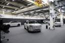 トヨタ、北米向け車載用電池の新工場を稼働
