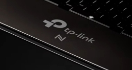 TP-Linkは、Wi-Fi 8(IEEE 802.11bn)に対応した初のルーター「Archer 8」を発表した。写真は同社が公開したティーザー映像の一部。 TP-Linkは、Wi-Fi 8(IEEE 802.11bn)に対応した初のルーター「Archer 8」を発表した。写真は同社が公開したティーザー映像の一部。