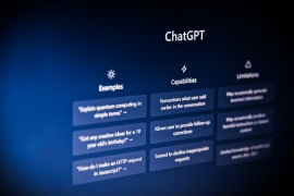 生成AI(人工知能)アシスタント市場で独占的地位を築いてきた「ChatGPT」の市場シェアが初めて過半数を割り込んだことが明らかになった。Photo by Levart_Photographer on Unsplash 生成AI(人工知能)アシスタント市場で独占的地位を築いてきた「ChatGPT」の市場シェアが初めて過半数を割り込んだことが明らかになった。Photo by Levart_Photographer on Unsplash